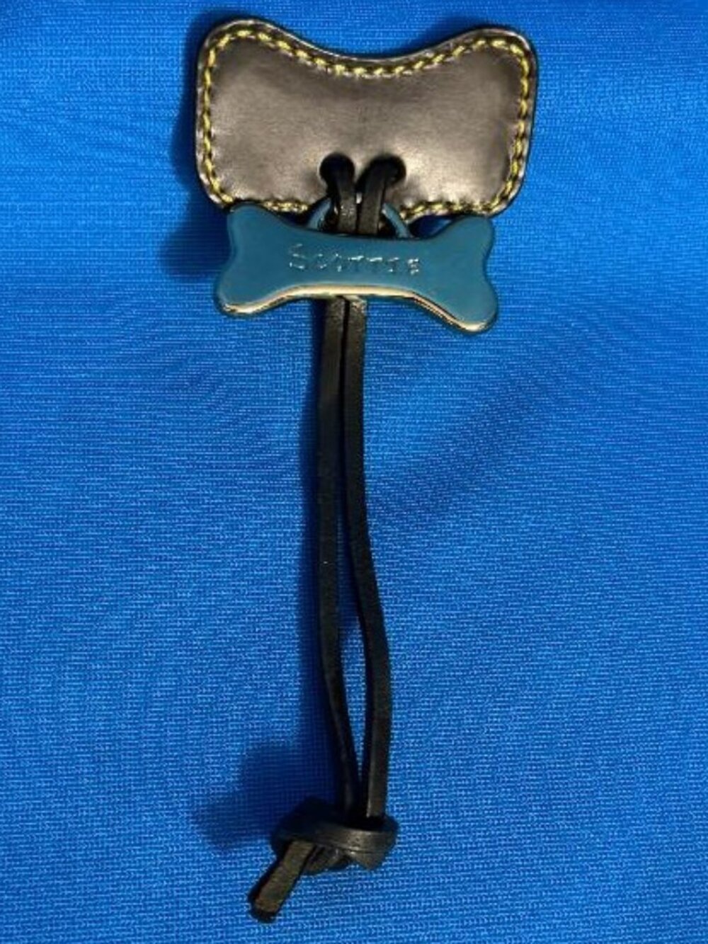 VINTAGE DOONEY & BOURKE SCOTTIE DOG BONE HANG TAG BAG CHARM ( SCOTTISH TERRIER ) - Picture 10 of 12